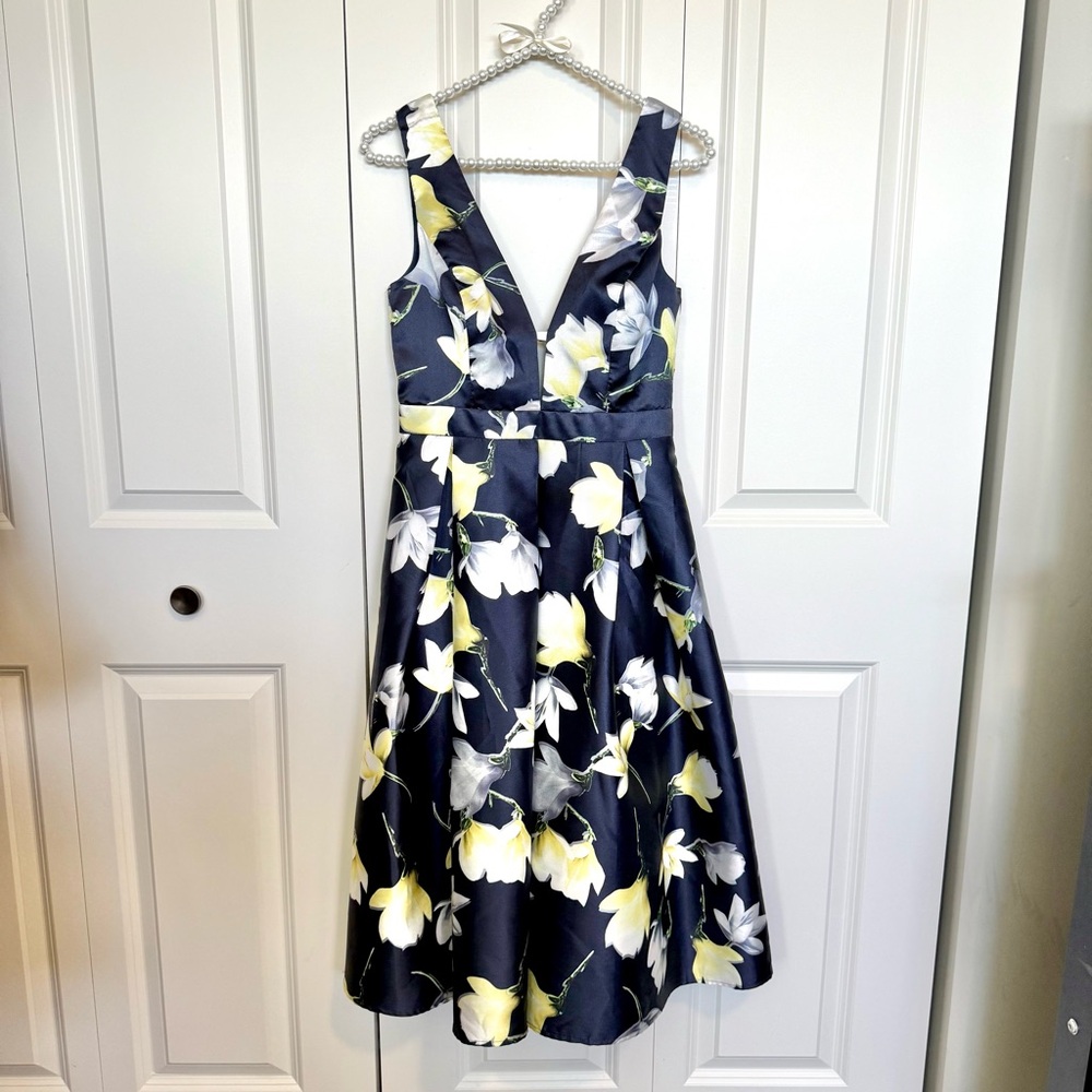 Floral V-Neck Dress in Navy and Yellow